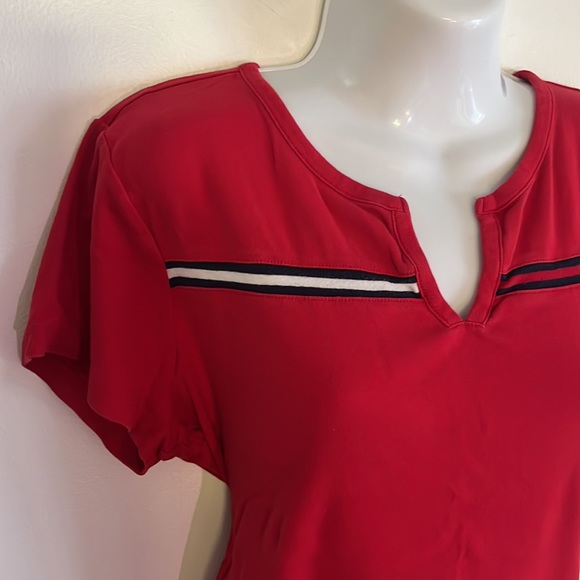 Tommy Hilfiger v neck T shirt - Picture 3 of 10